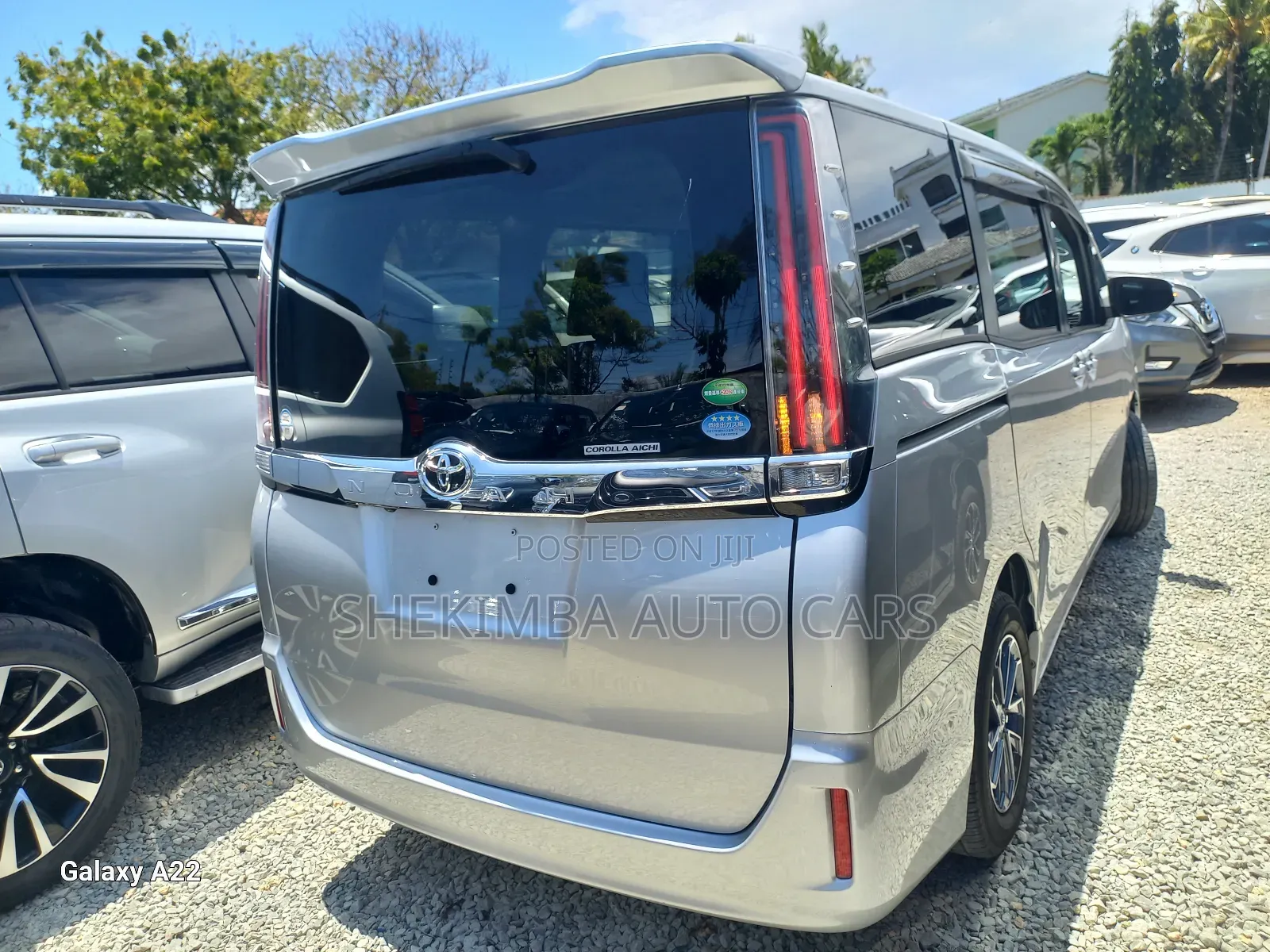 Toyota Noah 2.0 FWD (8 Seater) 2019 Silver