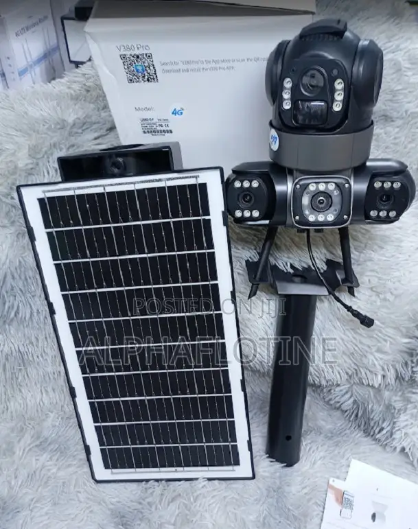 4g Enabled Street Light Solar Triple Camera