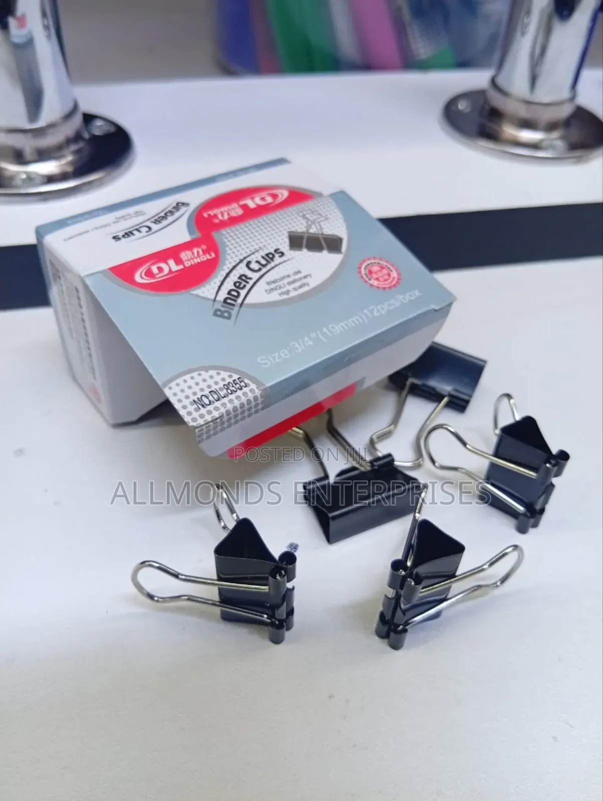 A Packet of 12 Pieces Binder Clip 3/4 Inches- 19mm