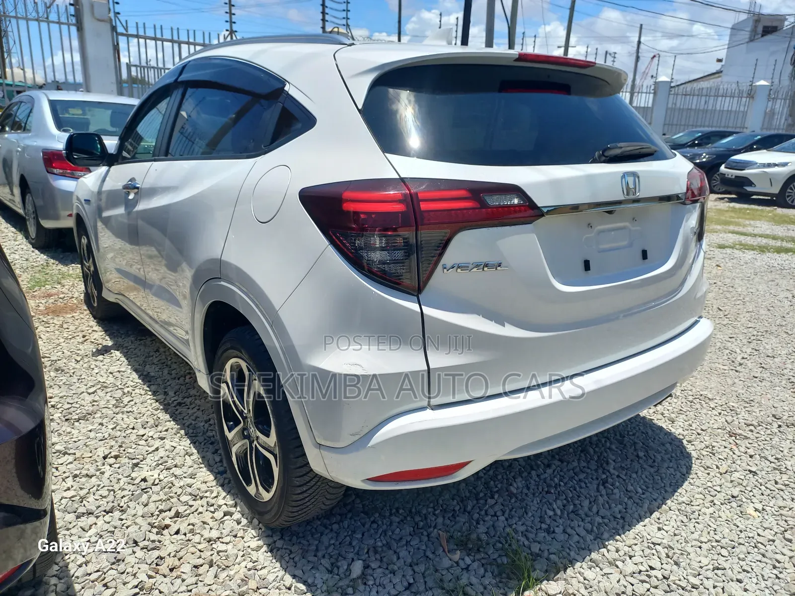 Honda Vezel 1.5 Hybrid 2WD 2019 White