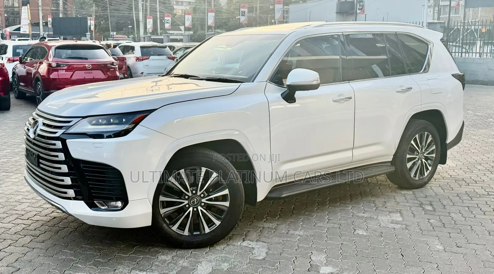 Lexus LX LX 600 2023 White