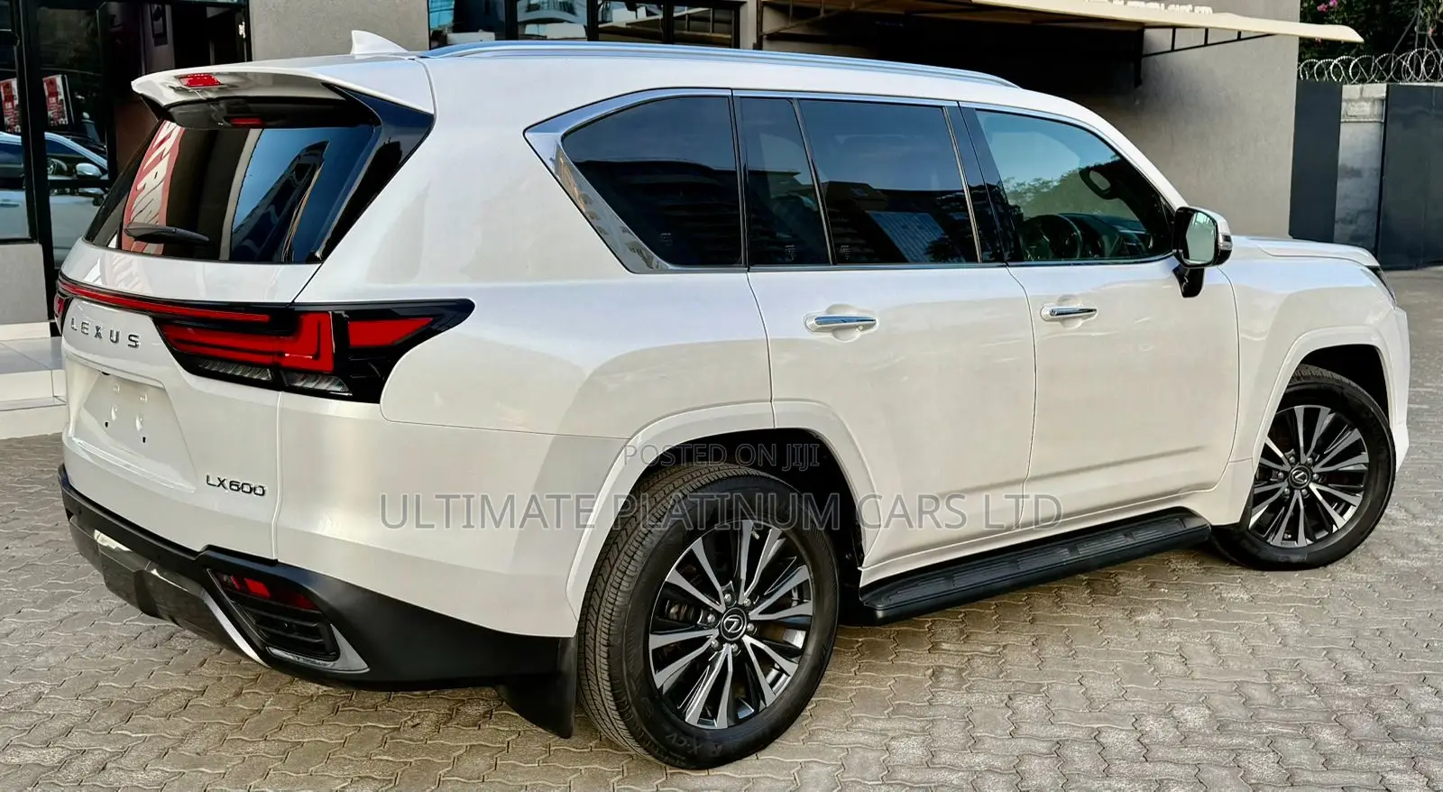 Lexus LX LX 600 2023 White