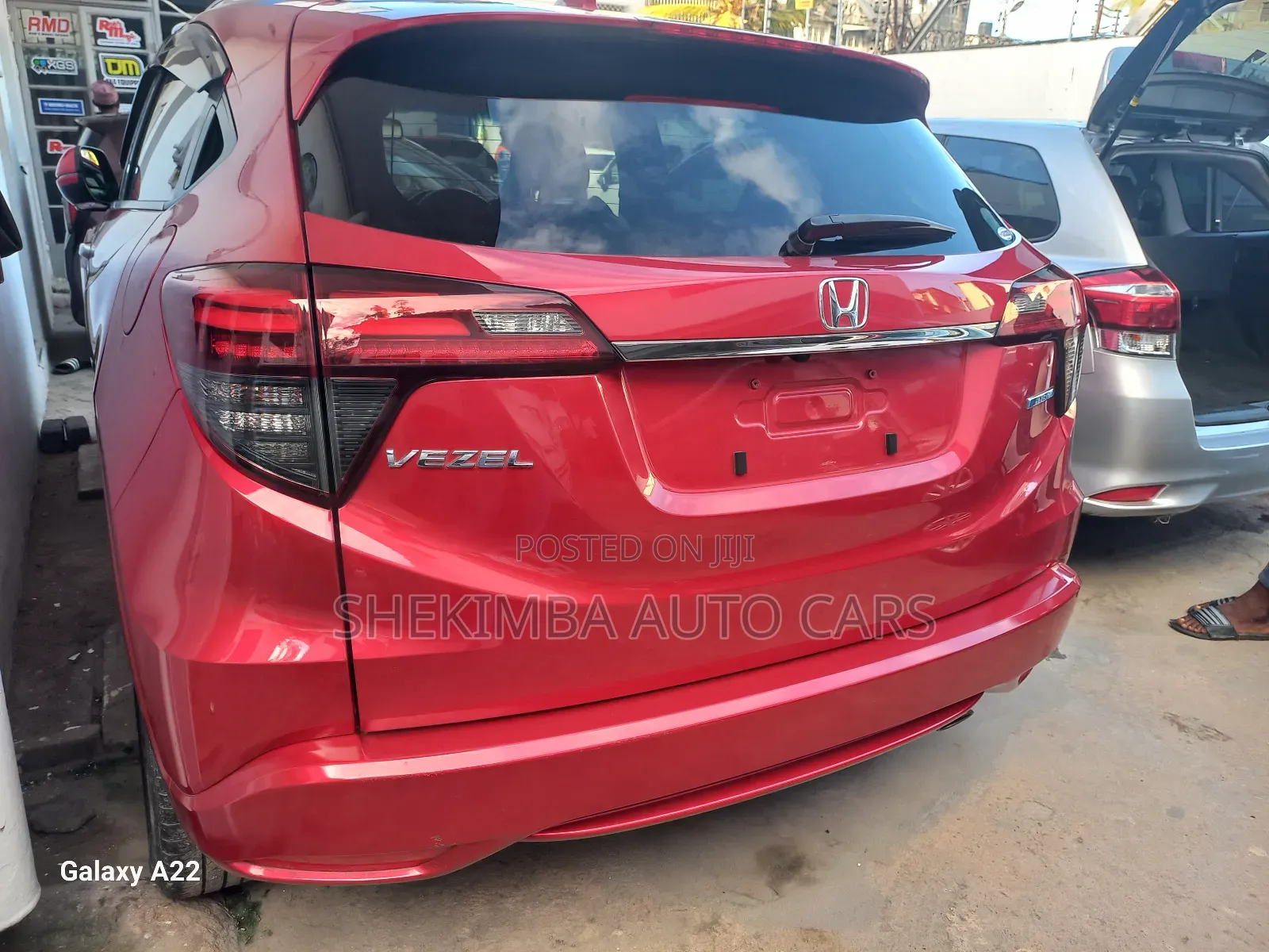 Honda Vezel 2019 Red