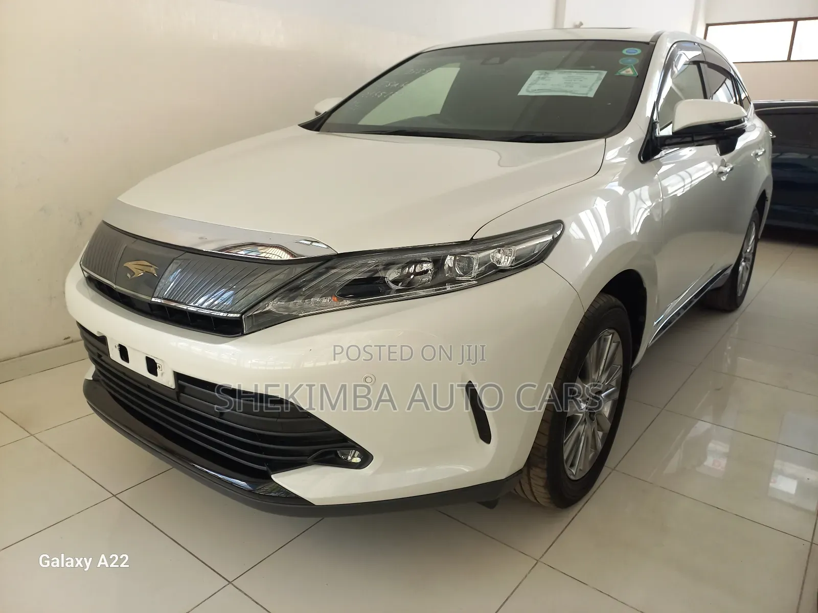 Toyota Harrier 2.0 2019 White