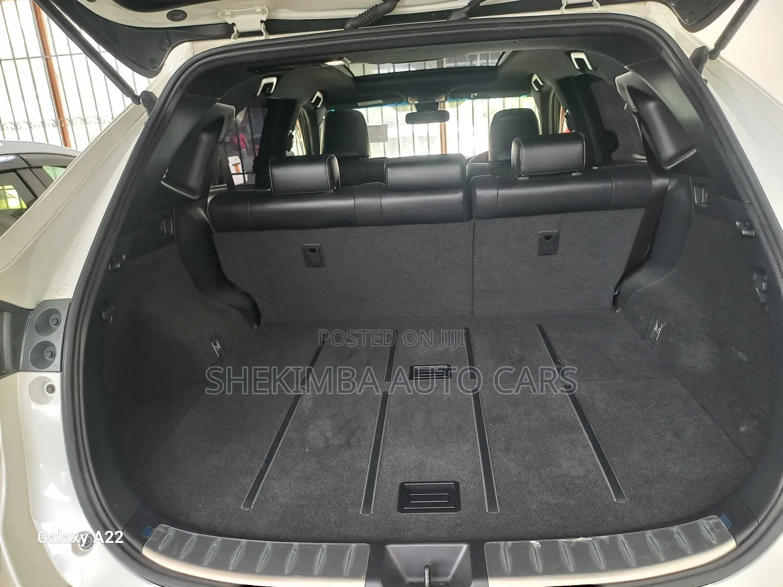 Toyota Harrier 2.0 2019 White