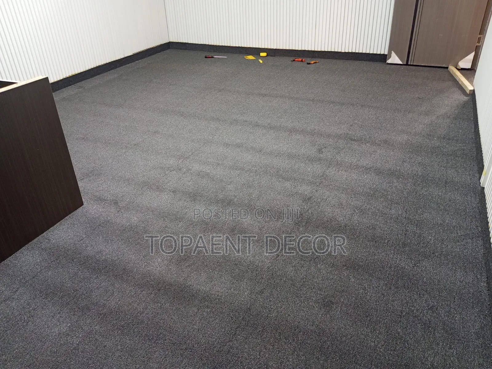 Indoor Dark Grey Gym Delta 4mm Thick Wall to Wall Carpets