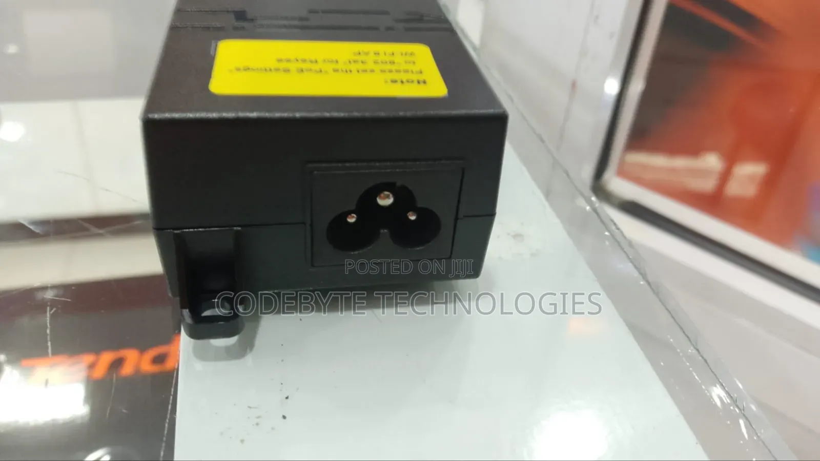 Rg-Poe-At30, 1-Port Poe Injector (1000base-T, 52 V, 31.2 W)