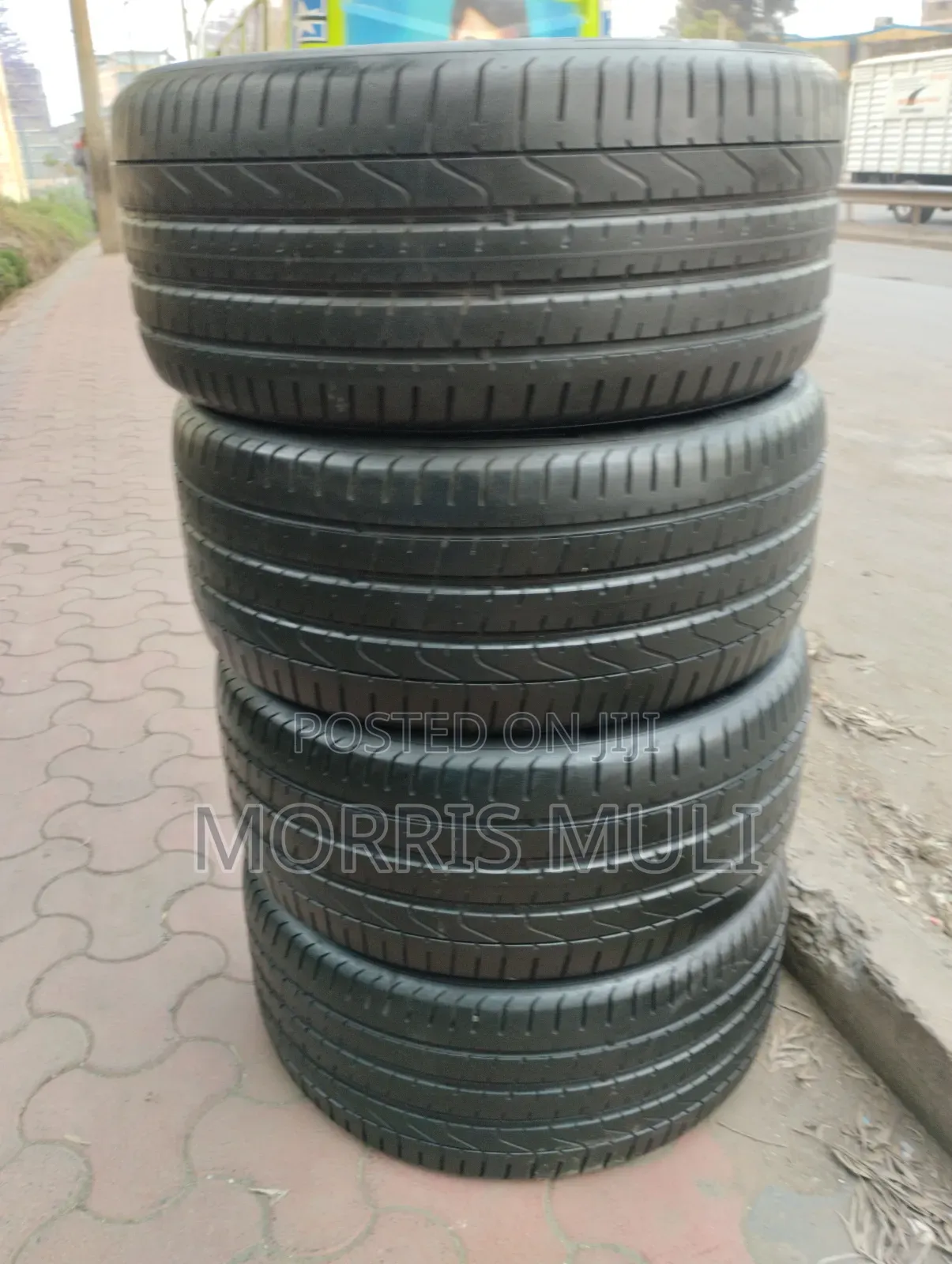 295/35r21 Pirelli