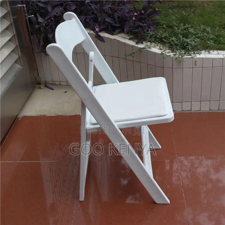 Outdoor Chair; White Wooden Folding Chair for Dining Tables