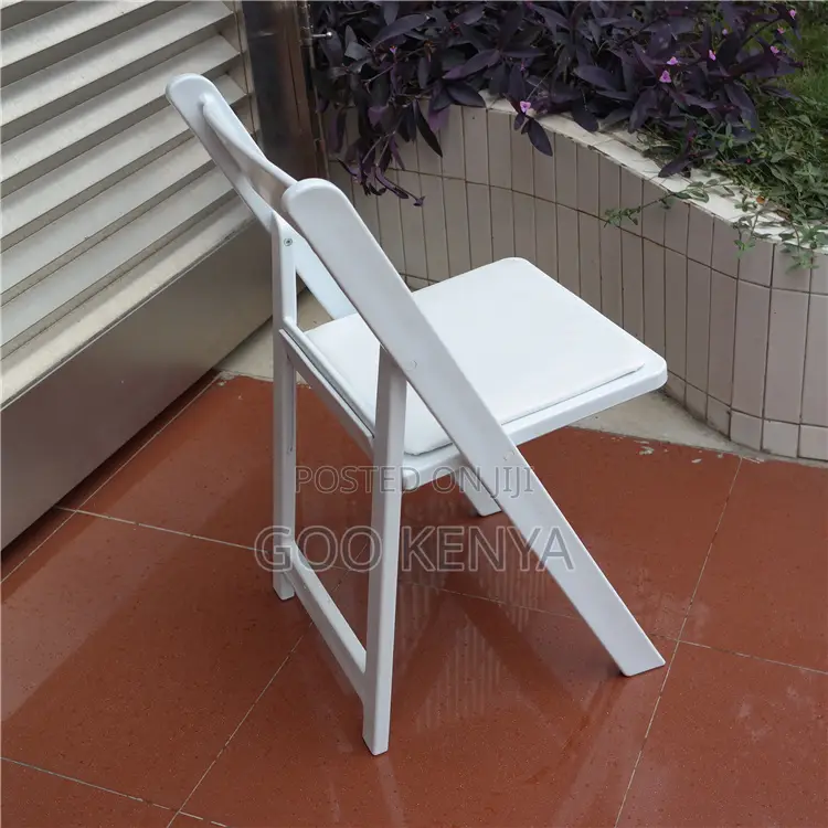 Outdoor Chair; White Wooden Folding Chair for Dining Tables
