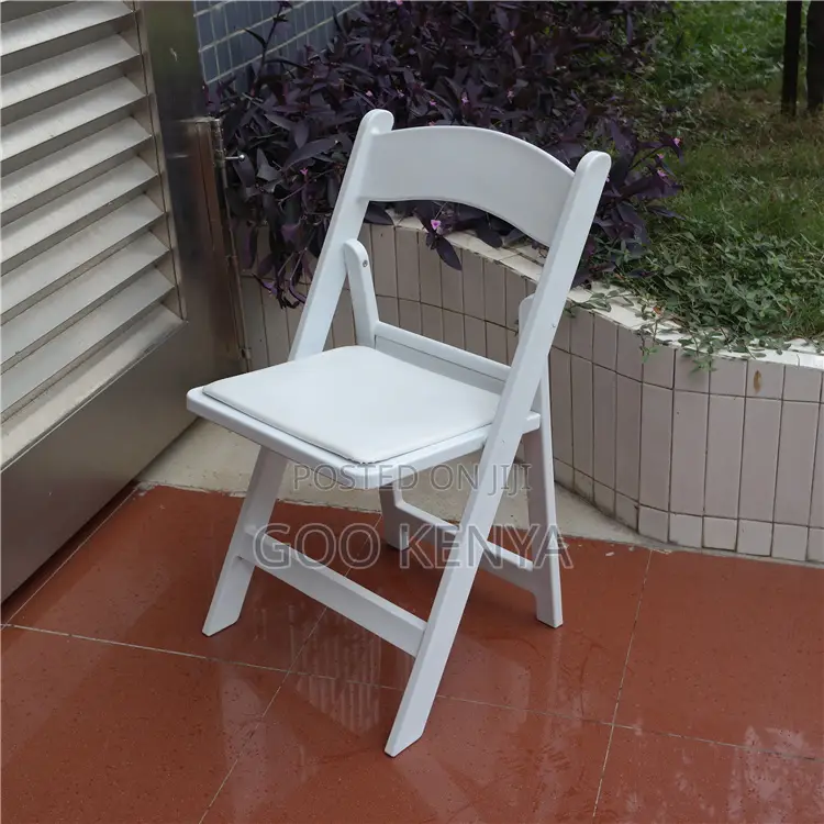 Outdoor Chair; White Wooden Folding Chair for Dining Tables
