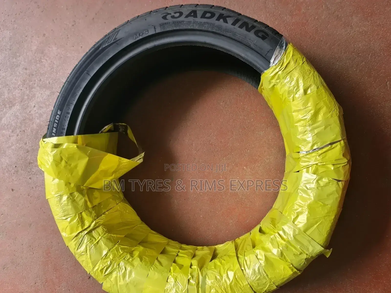 255 /40 R21 Roadking Tyres (Highway)