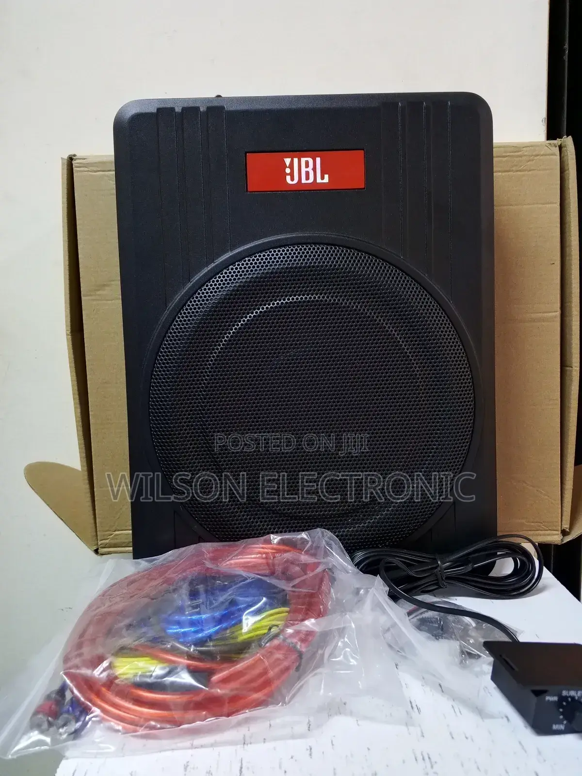 JBL Under Seat Subwoofer 2700w
