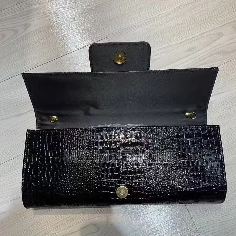 Women's Retro Crocodile Pattern Clutch Bag