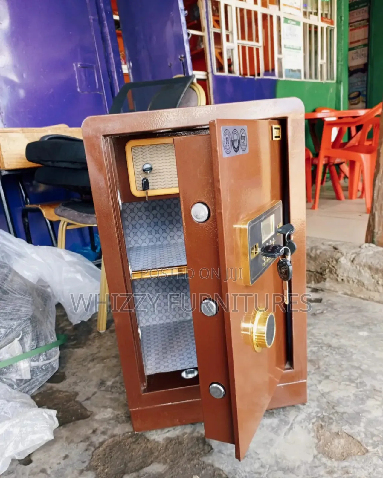 Digital and Fireproof Safebox