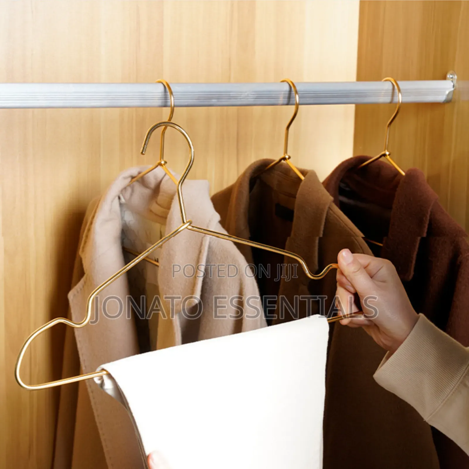 10pcs Gold Metallic Clothes Hangers Set