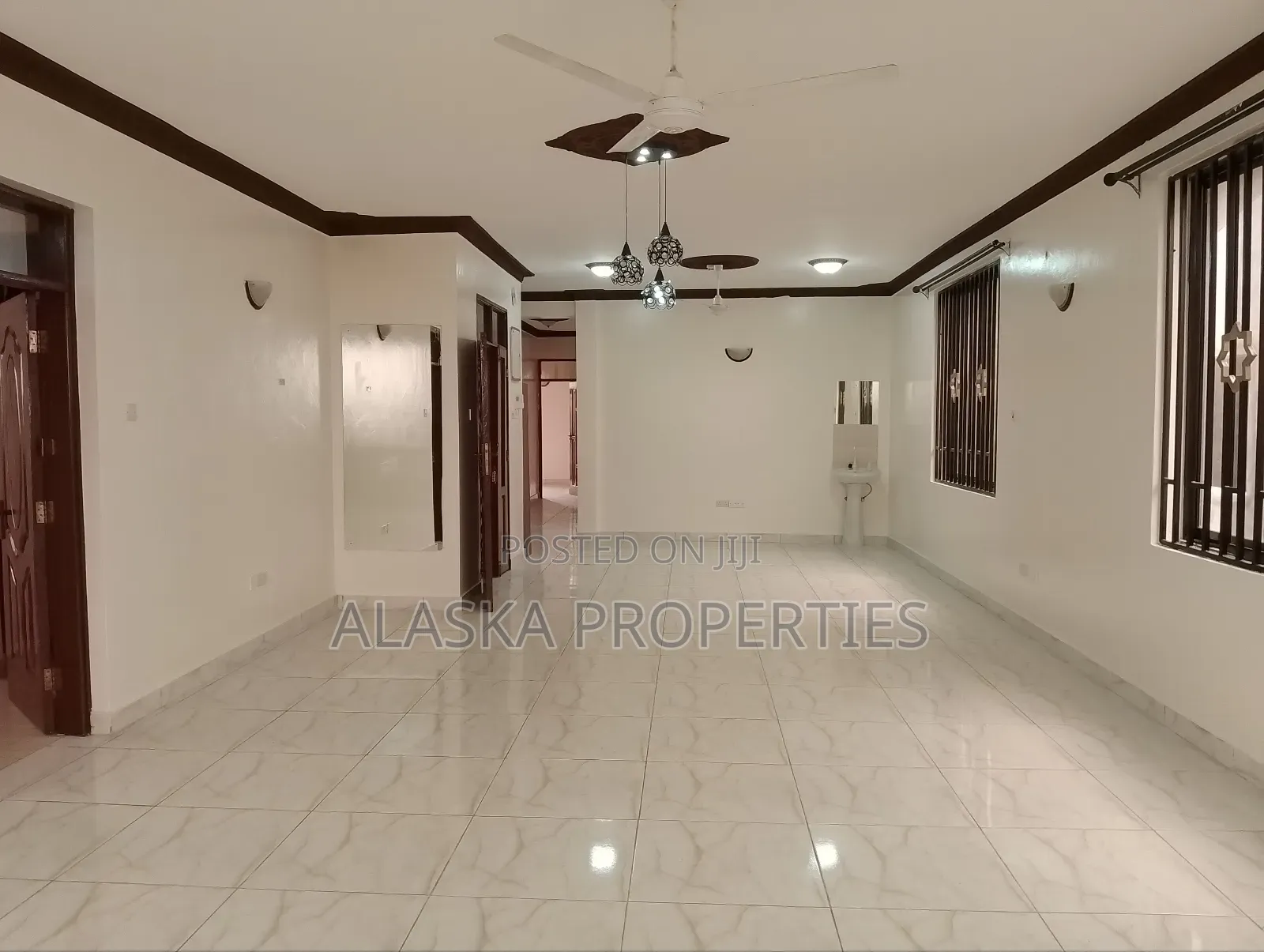 4bdrm Apartment in Beach Road Estate, Nyali for rent