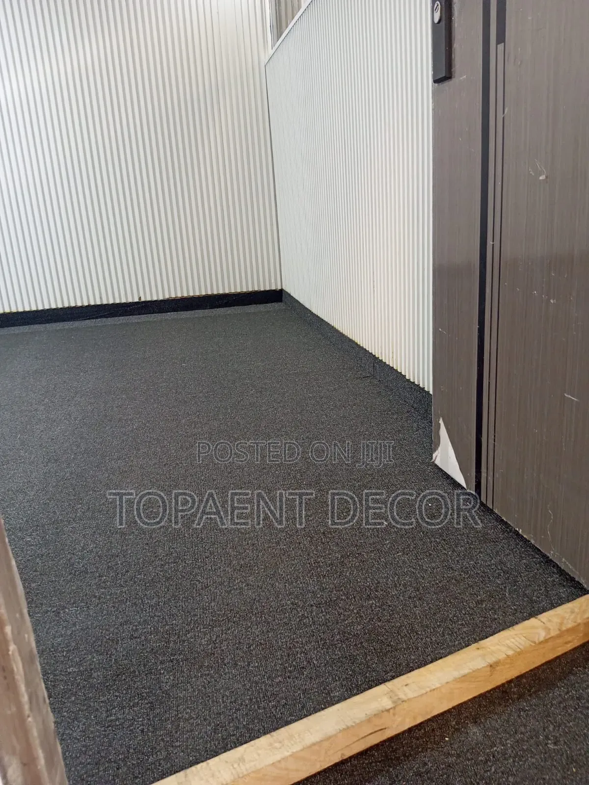 Bedroom 4mm Thick Wall to Wall Carpet Solutions