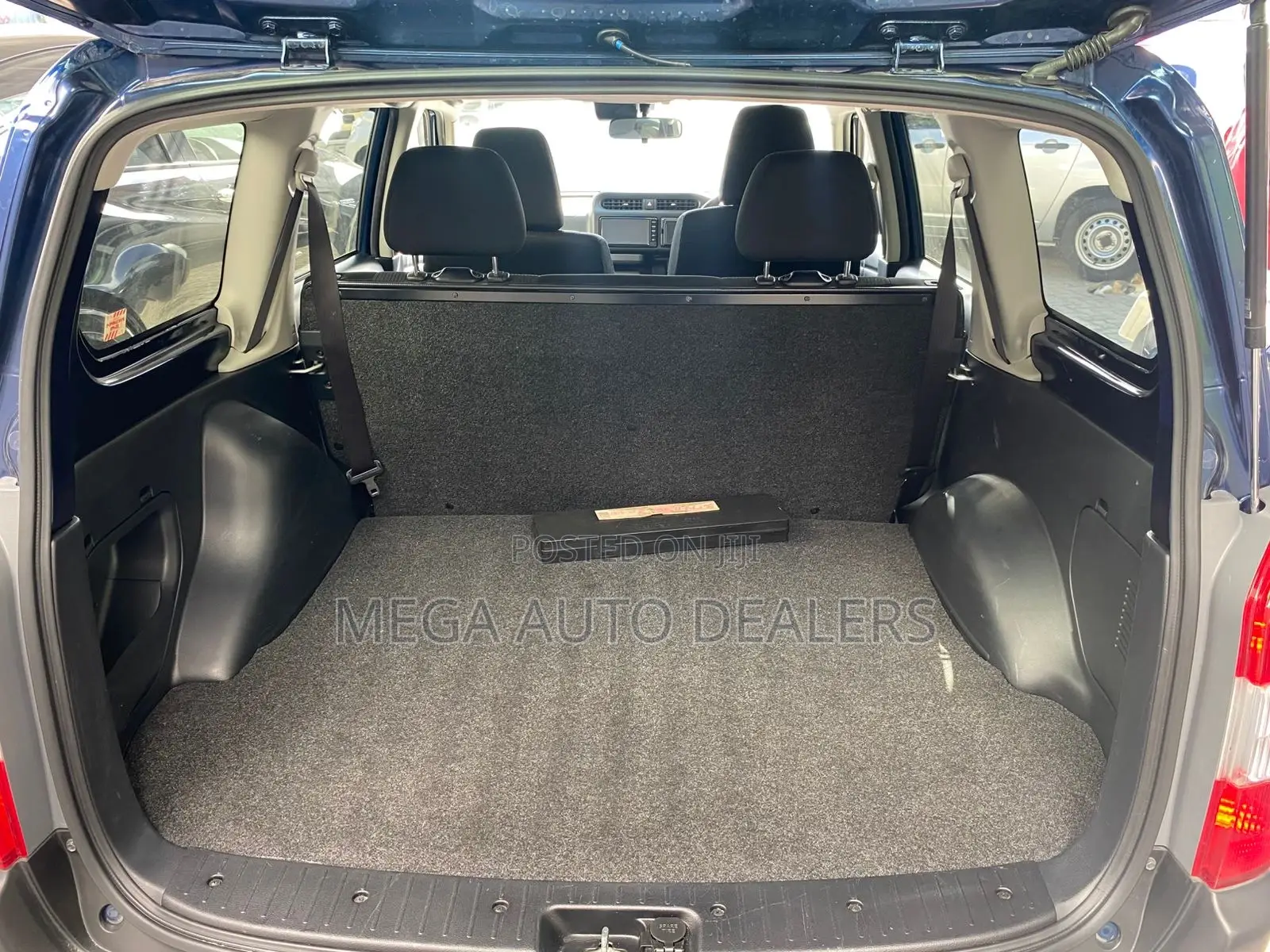 Toyota Probox 2018 Blue