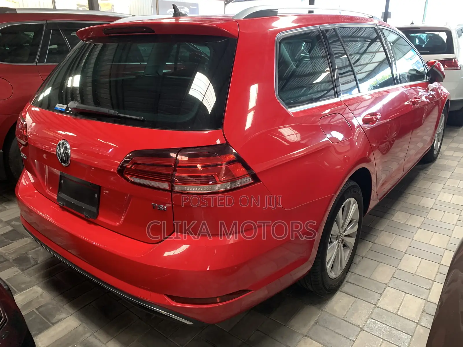 Volkswagen Golf Variant 2018 Red