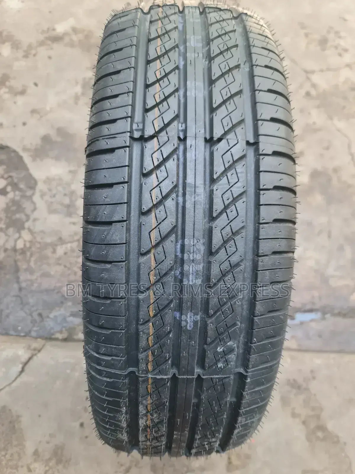 205 /65 R16 Achilles Tyres (Indonesia)