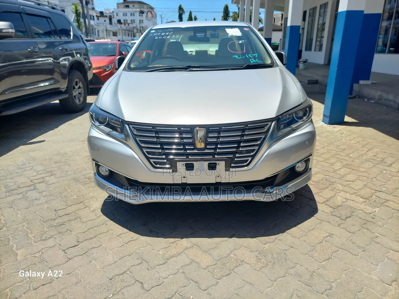 Toyota Premio 2019 Silver