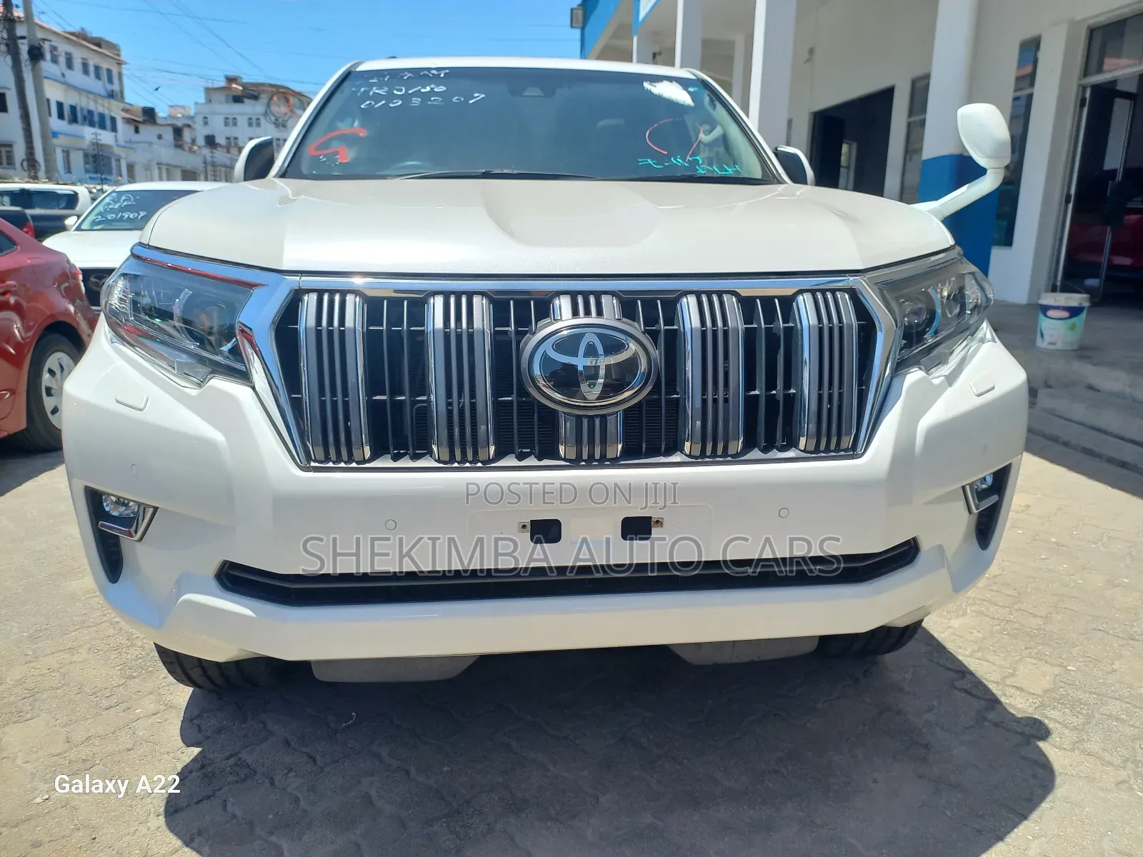 Toyota Land Cruiser Prado 2.7 2019 White