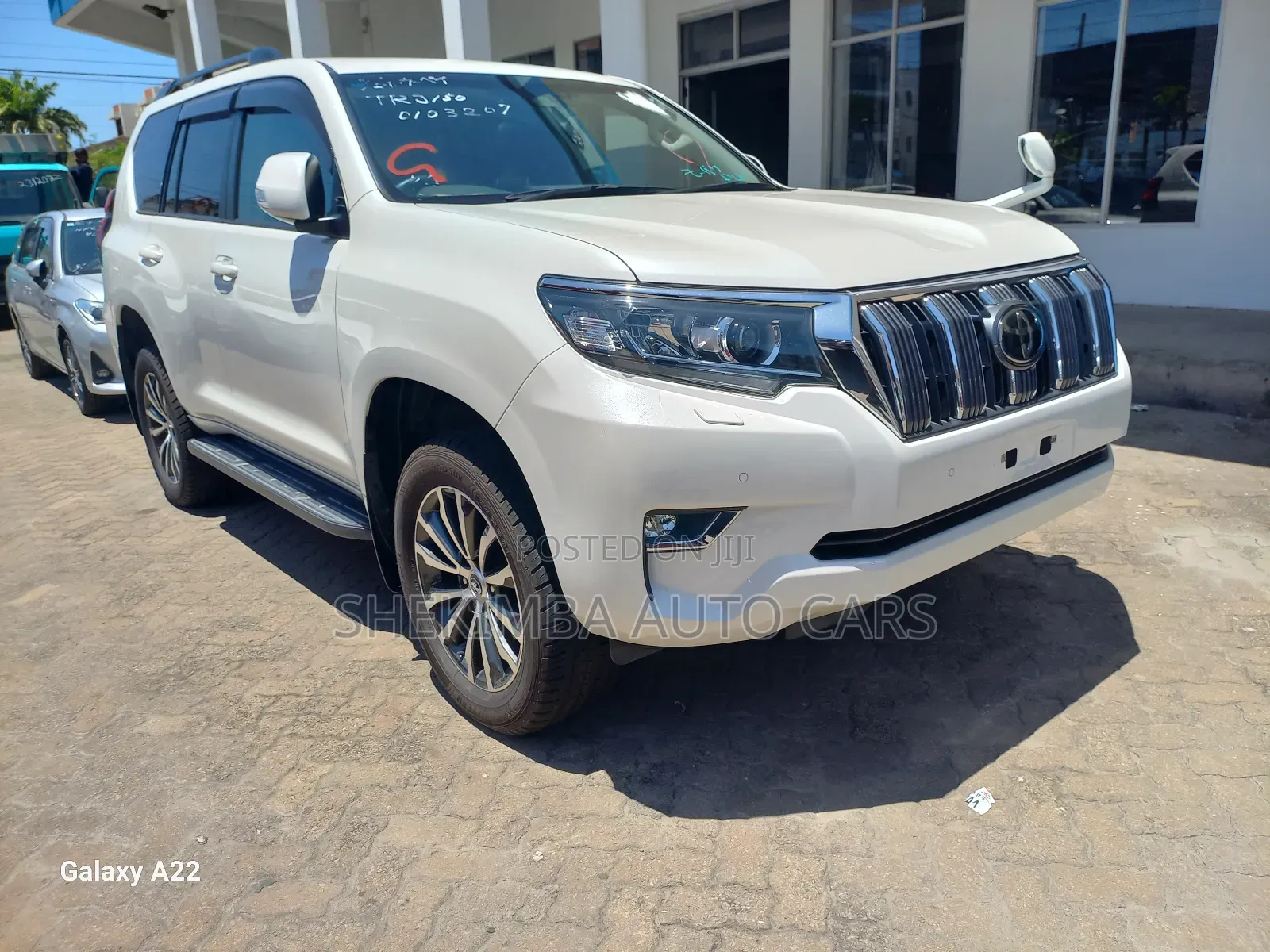 Toyota Land Cruiser Prado 2.7 2019 White