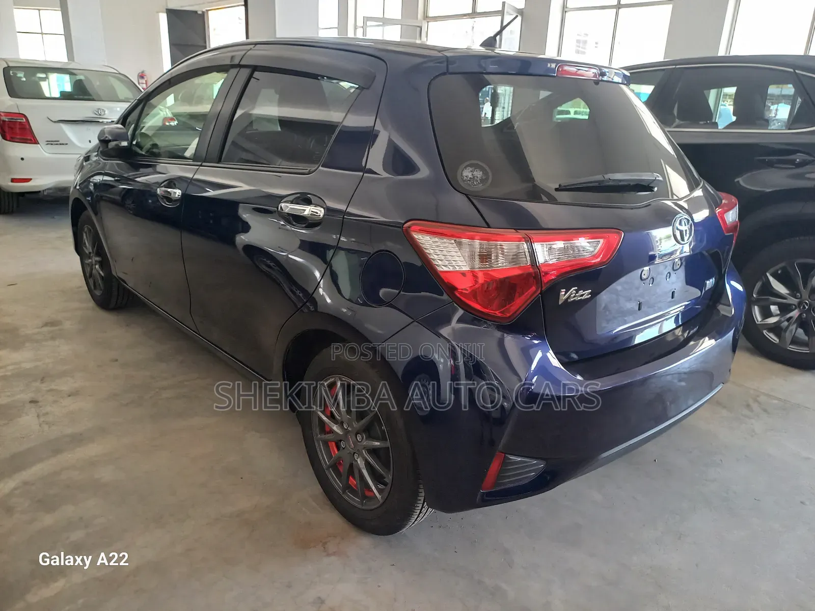 Toyota Vitz 1.5 FWD Hybrid 5dr 2019 Blue