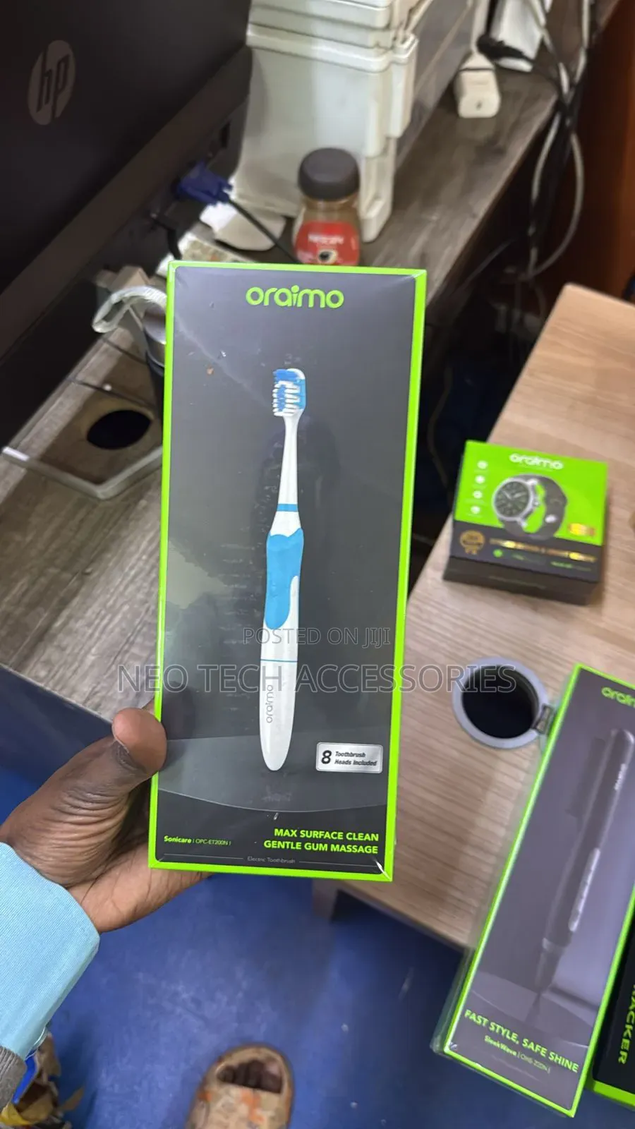 Oraimo Sonicare Electric Toothbrush(8 Brush Heads)