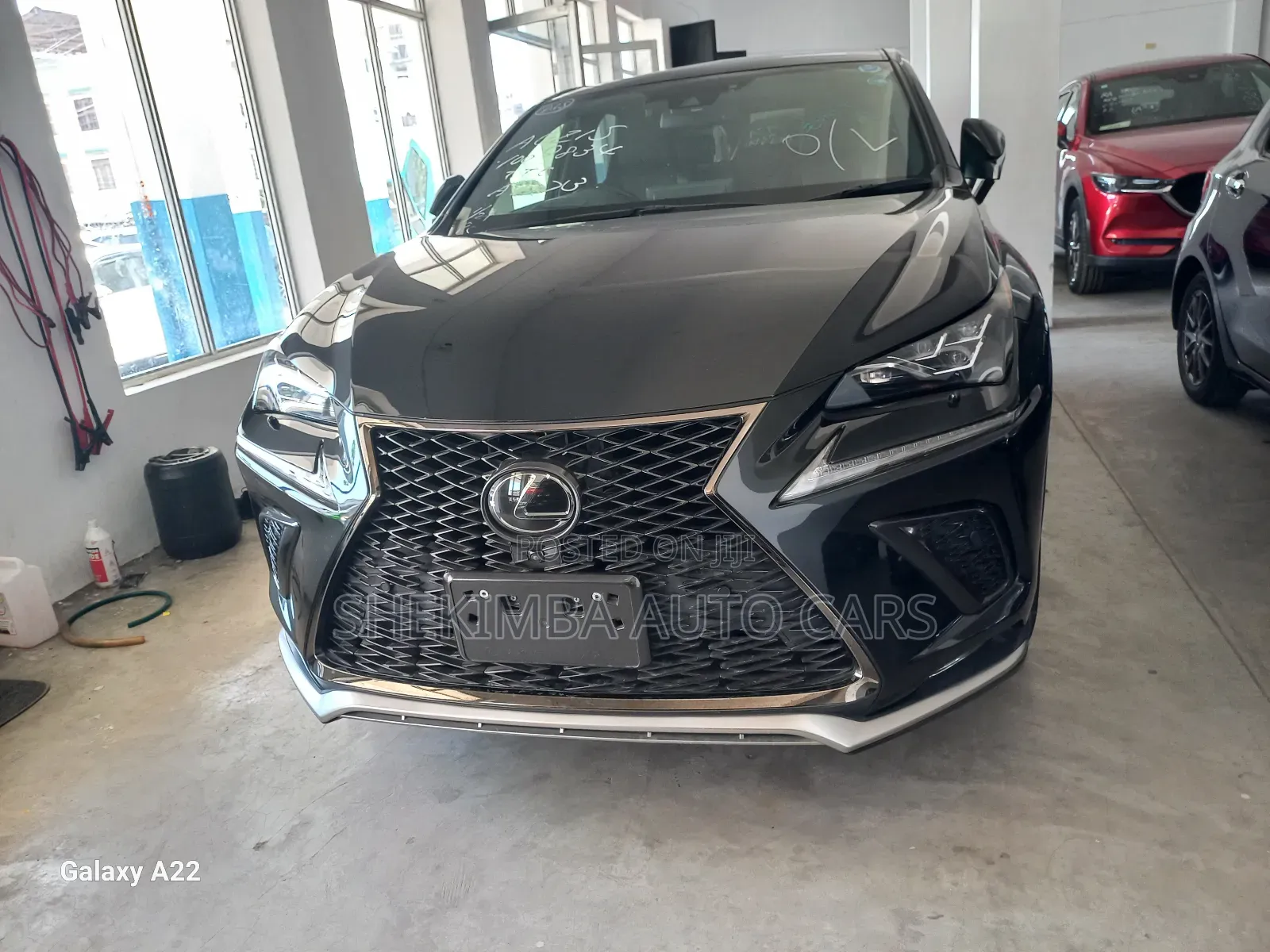 Lexus NX 300 FWD 2019 Black