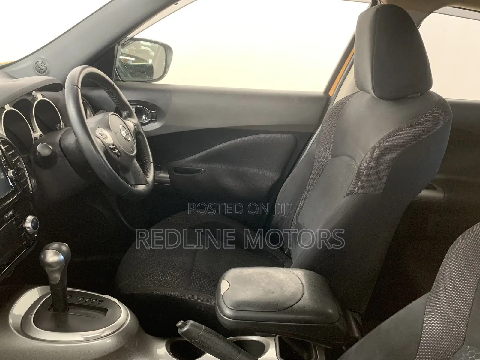 Nissan Juke 2016 Yellow