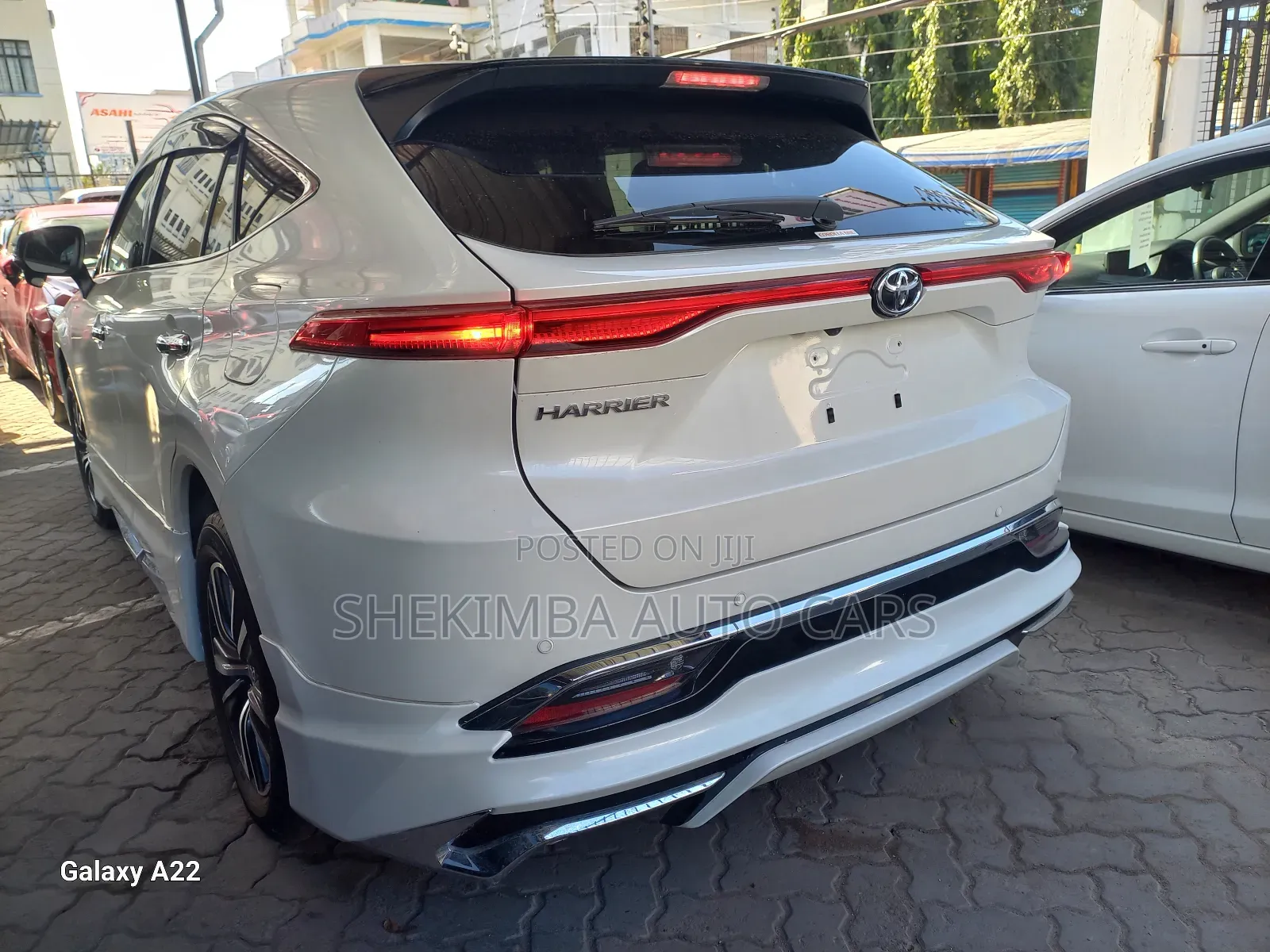 Toyota Harrier 2.0 2020 White