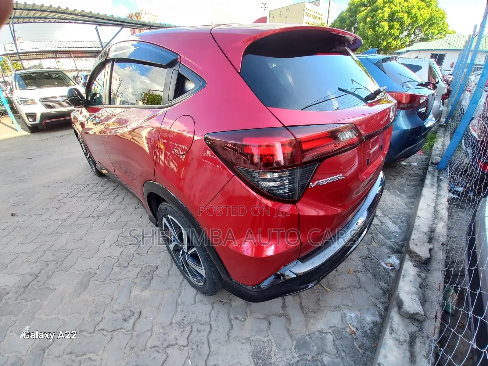 Honda Vezel 1.5 Hybrid 2WD 2019 Red