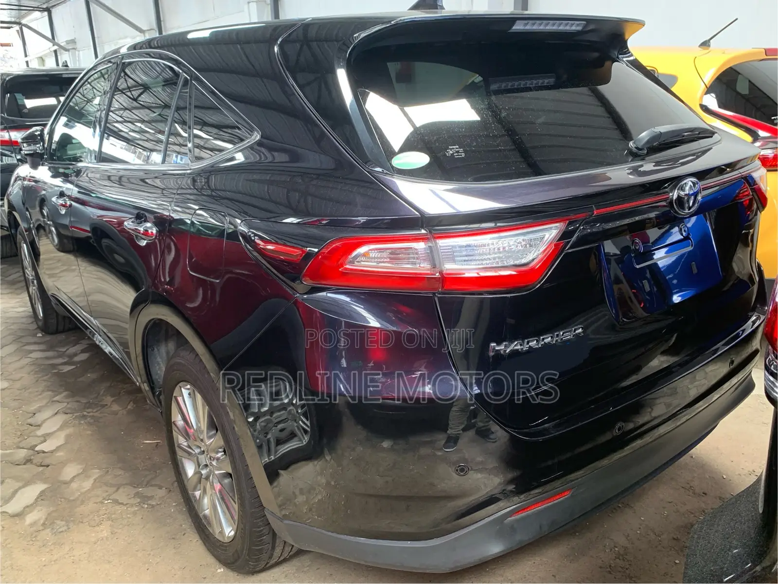 Toyota Harrier 2.0 4WD 2018 Purple