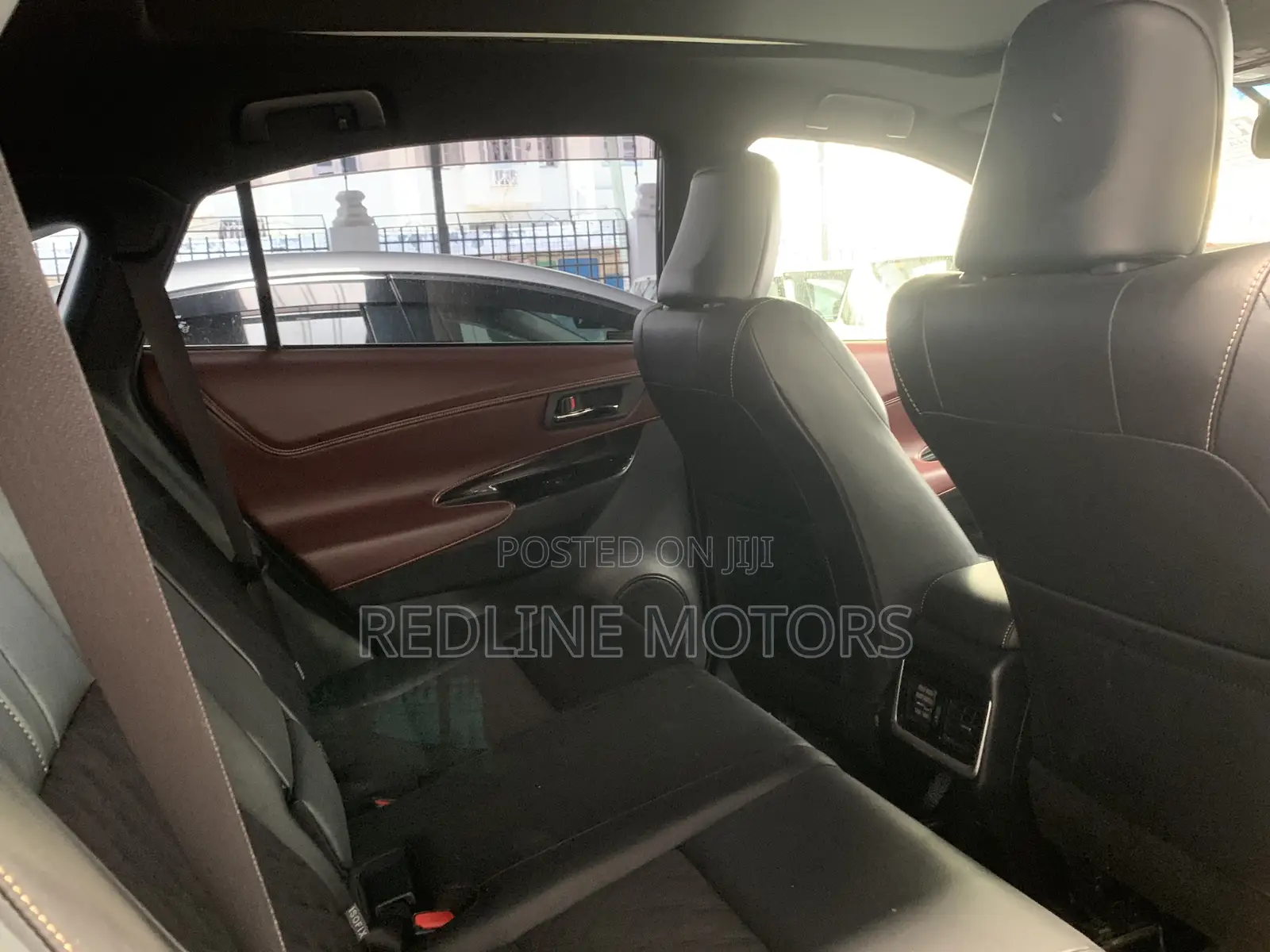 Toyota Harrier 2.0 4WD 2018 Black