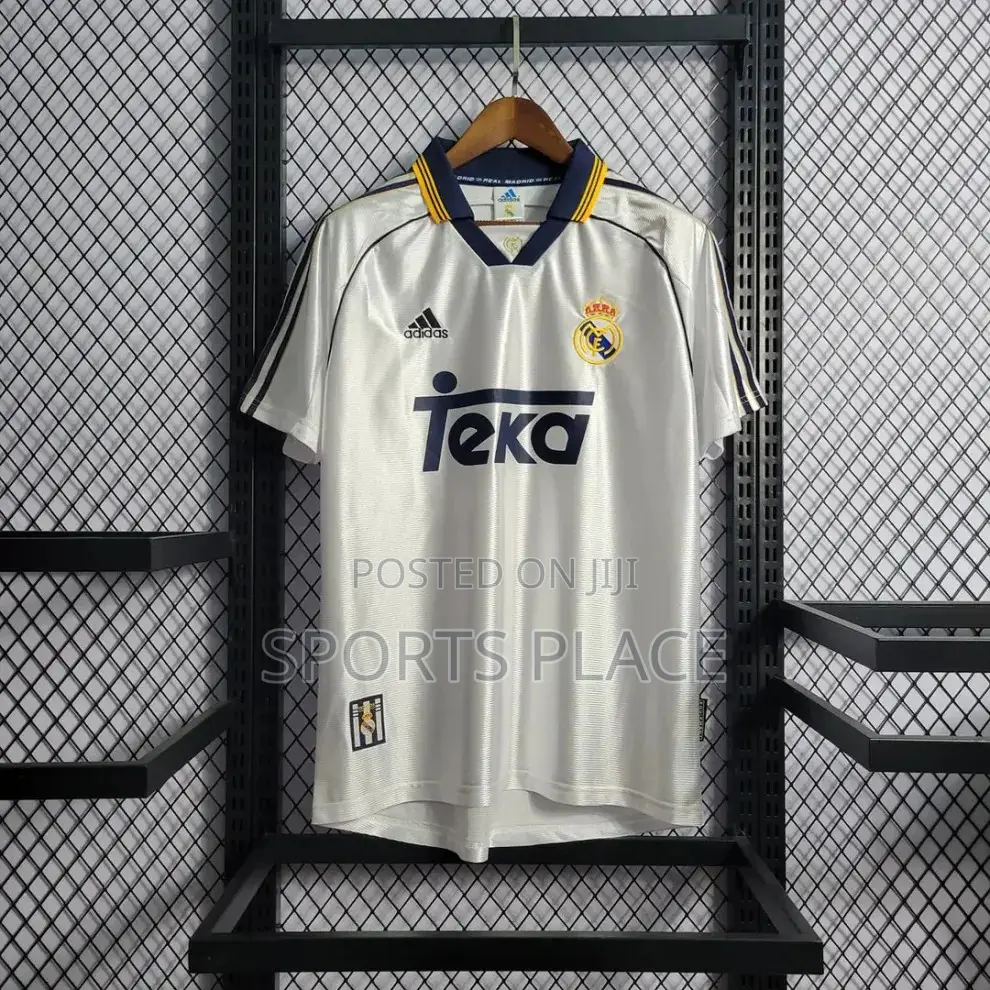 Real Madrid 1998/00 Home Retro Jersey