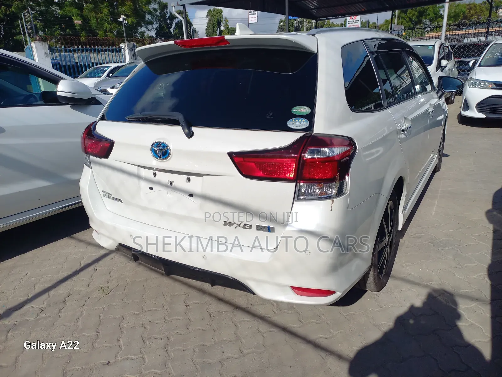 Toyota Corolla Fielder 2019 White