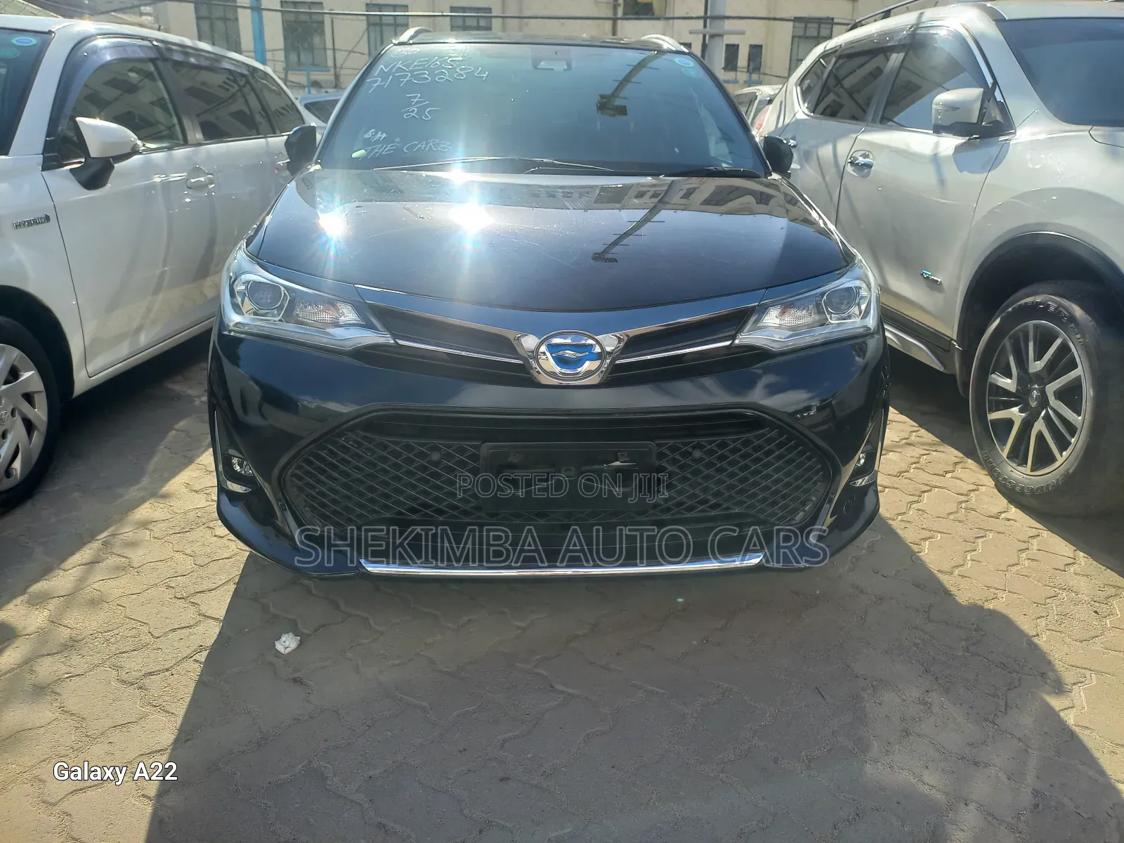Toyota Corolla Fielder 1.5 Hybrid FWD 2019 Blue