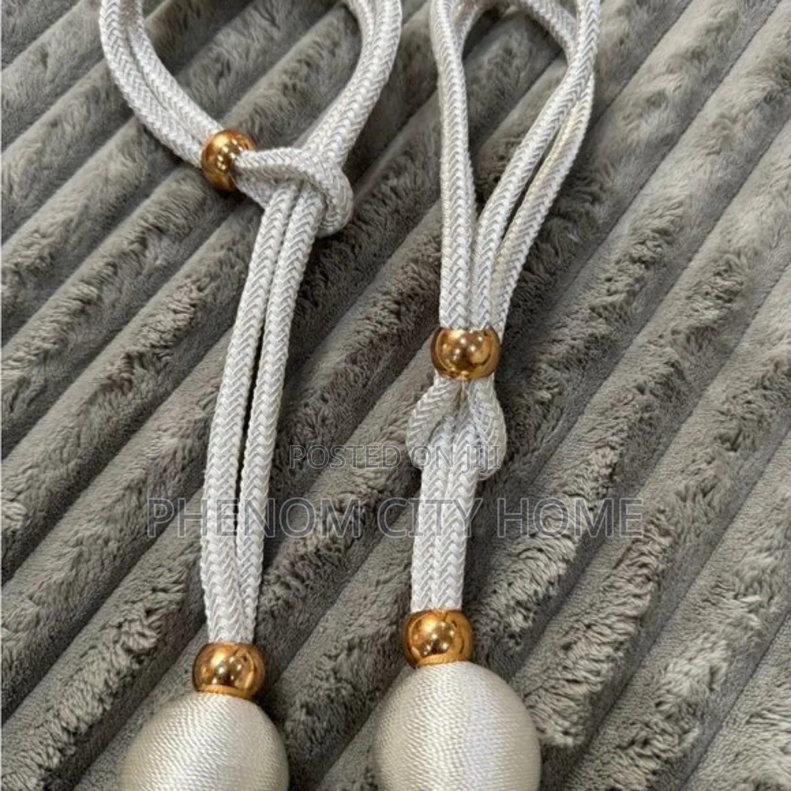 Upgraded Modern Pearl Curtain Holders