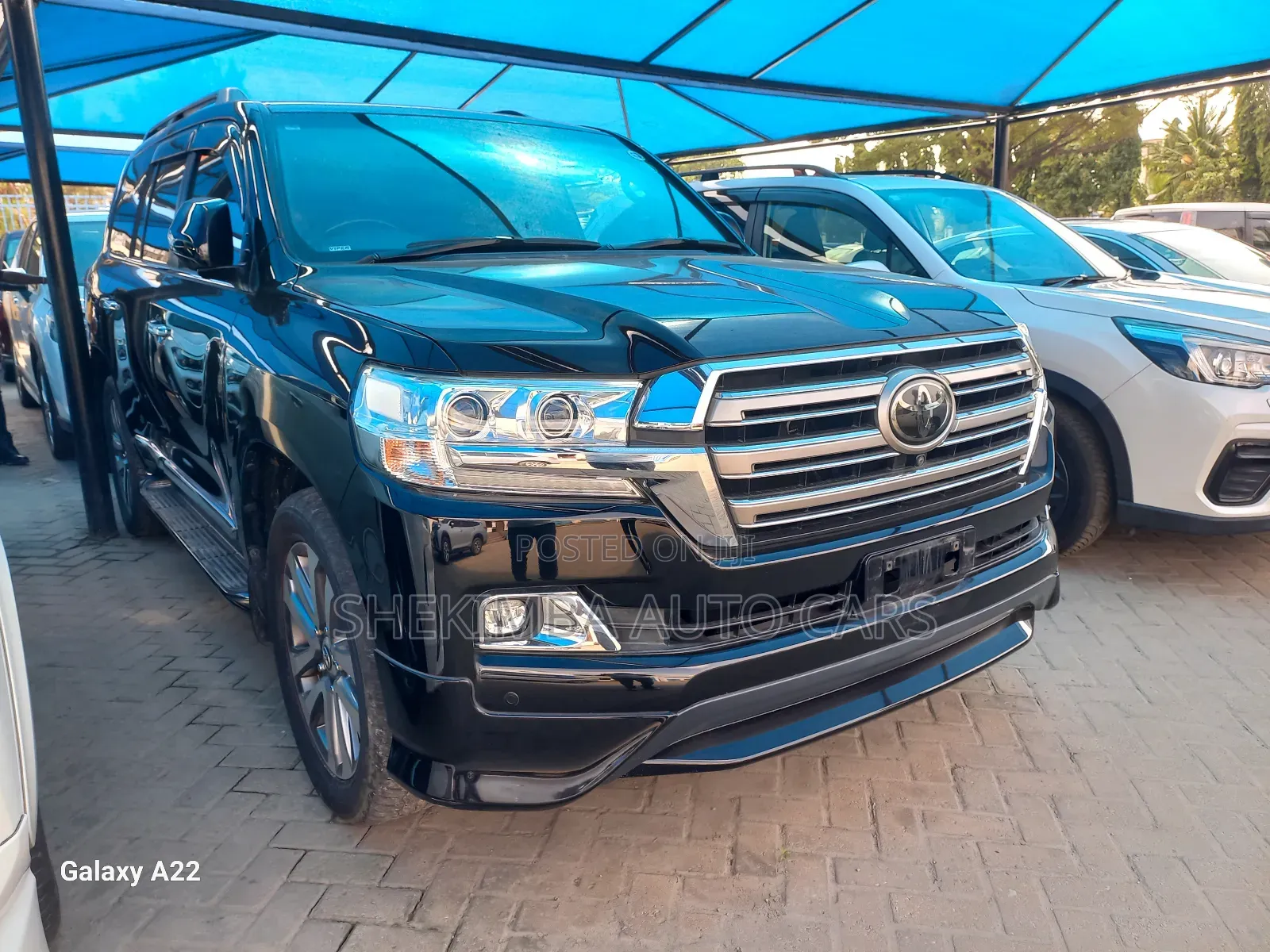 Toyota Land Cruiser 4.6 V8 ZX 2019 Black