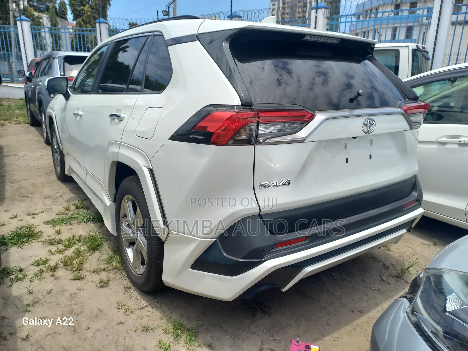 Toyota RAV4 2020 White