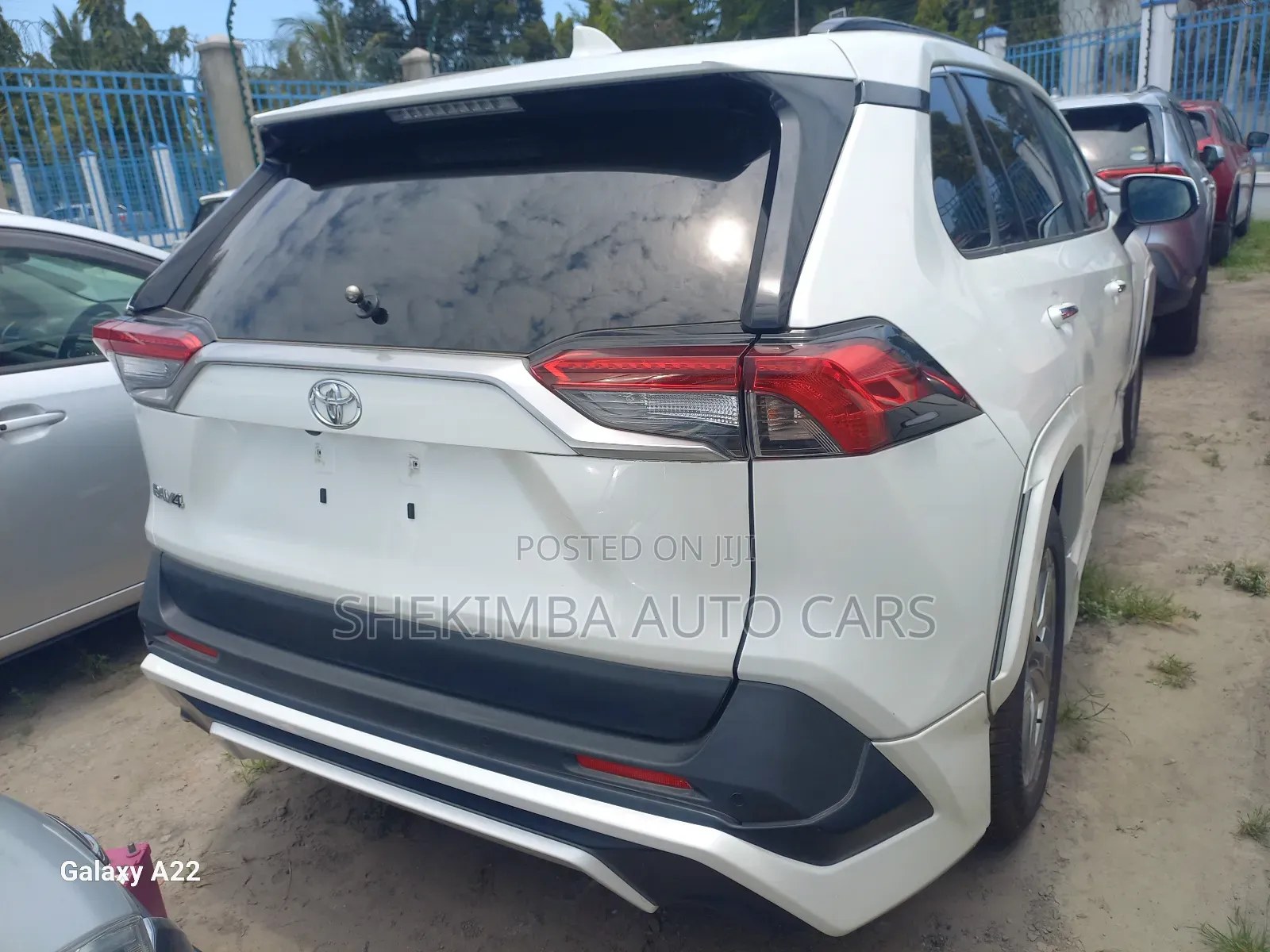 Toyota RAV4 2020 White