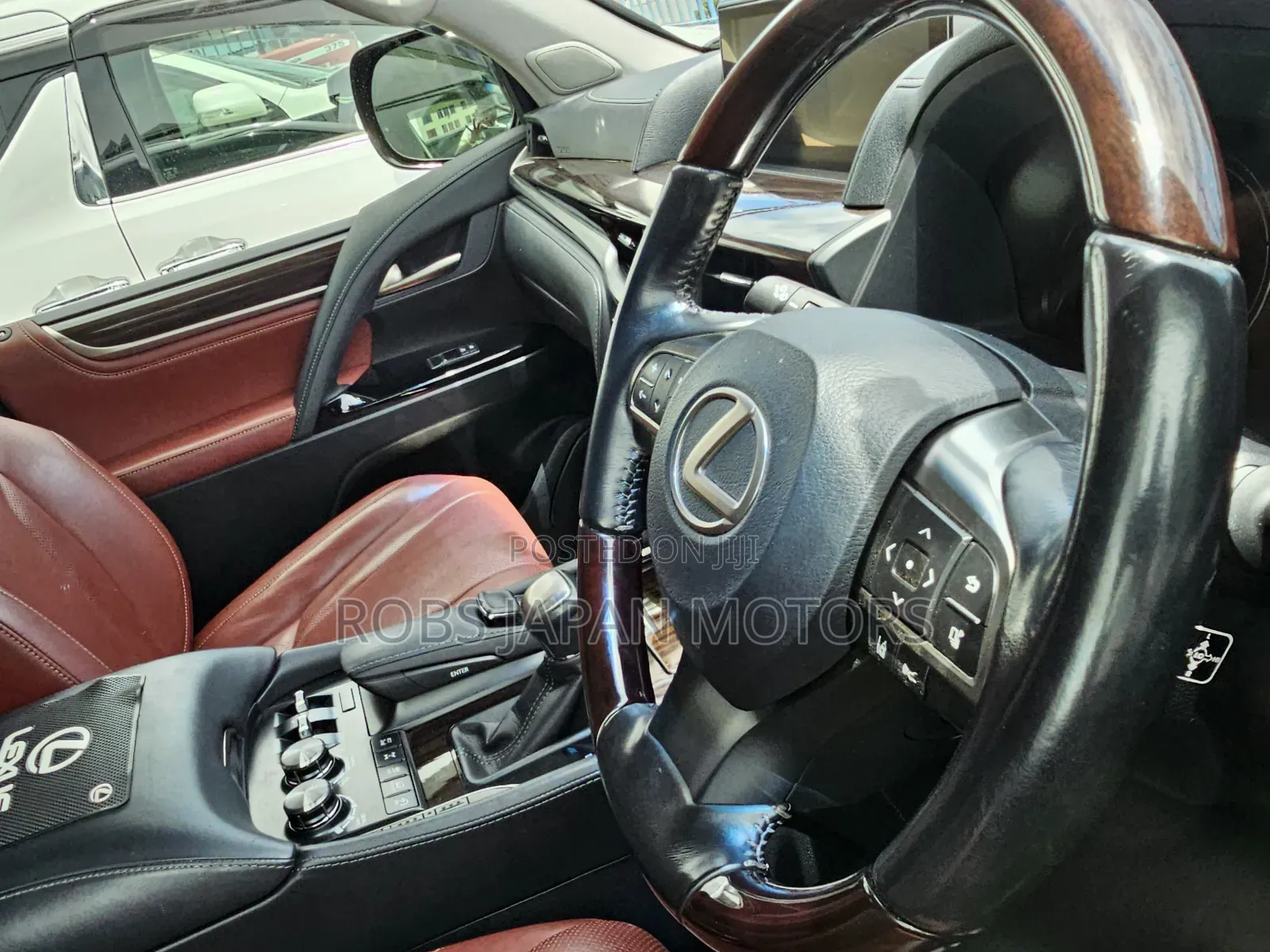 Lexus LX 570 AWD 2017 Pearl
