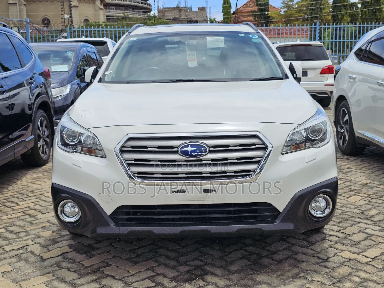 Subaru Outback 2.5i Premium AWD 2017 White