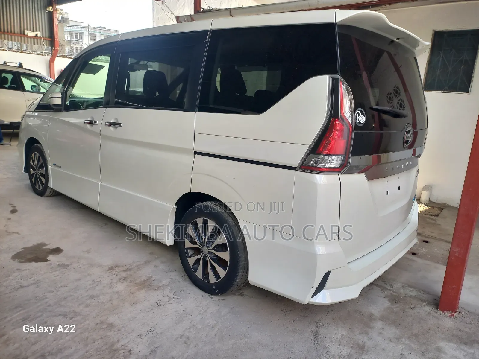 Nissan Serena 2019 White
