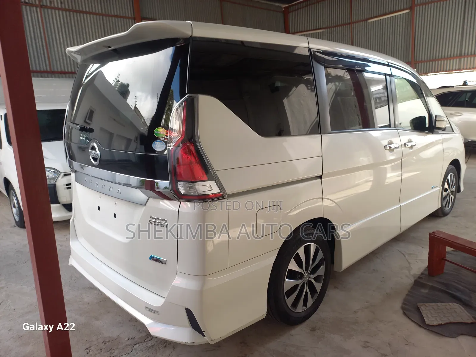 Nissan Serena 2019 White