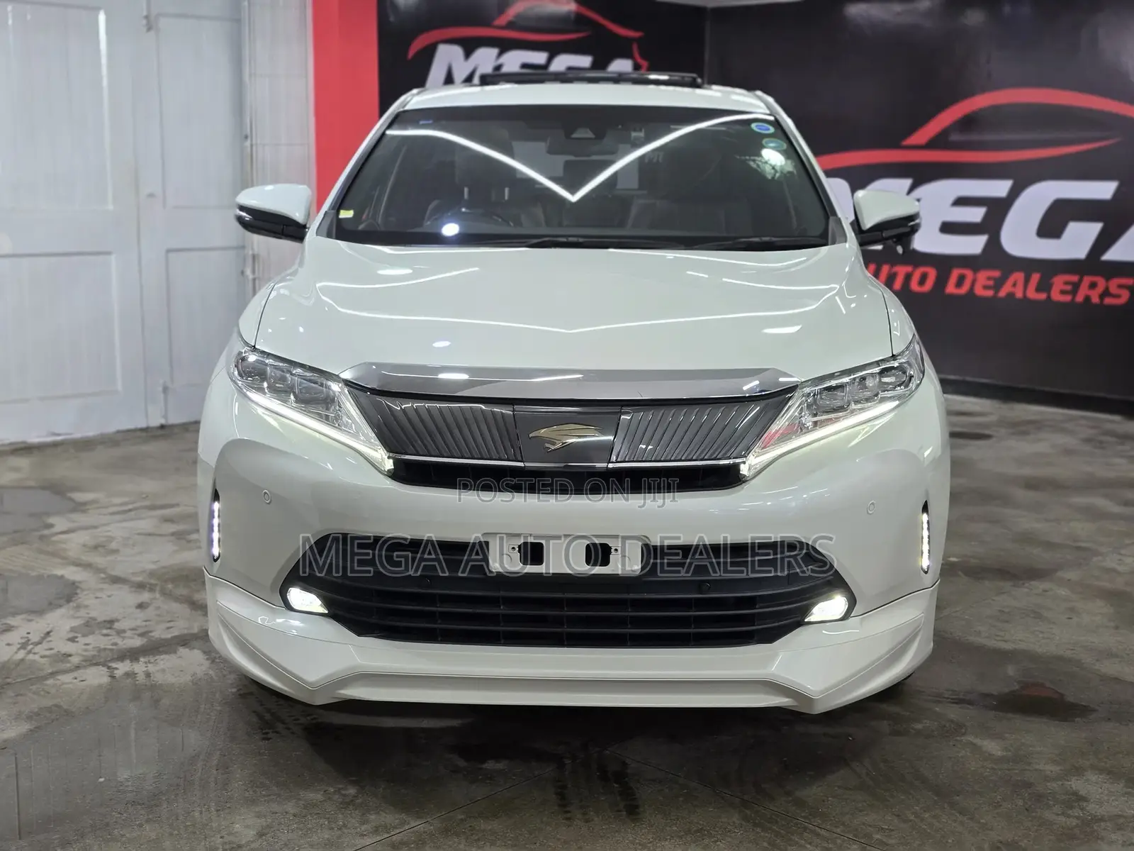 Toyota Harrier 2018 White