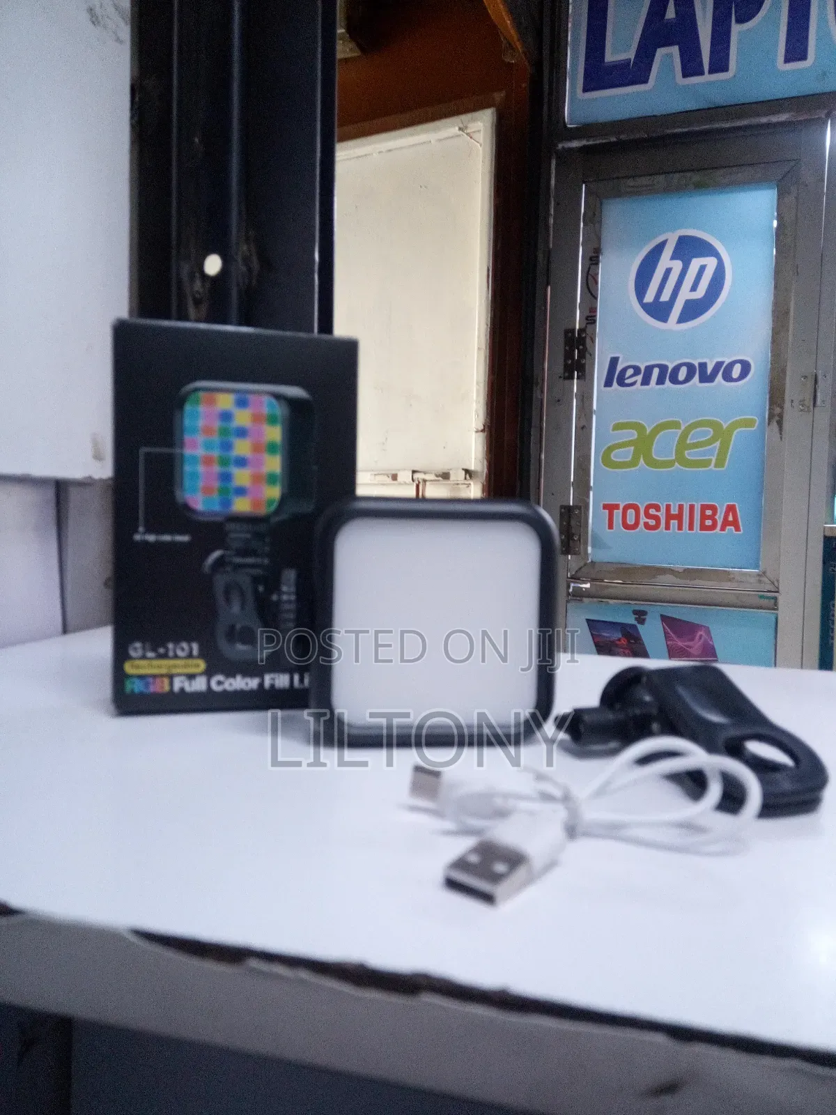 Phone/ Laptop RGB Rechargeable Full Color Fill Light