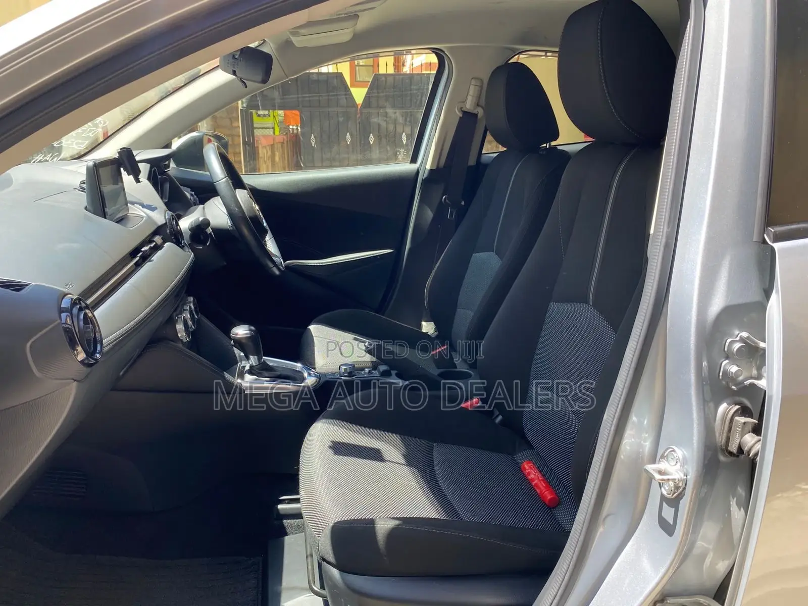 Mazda Demio 2018 Silver
